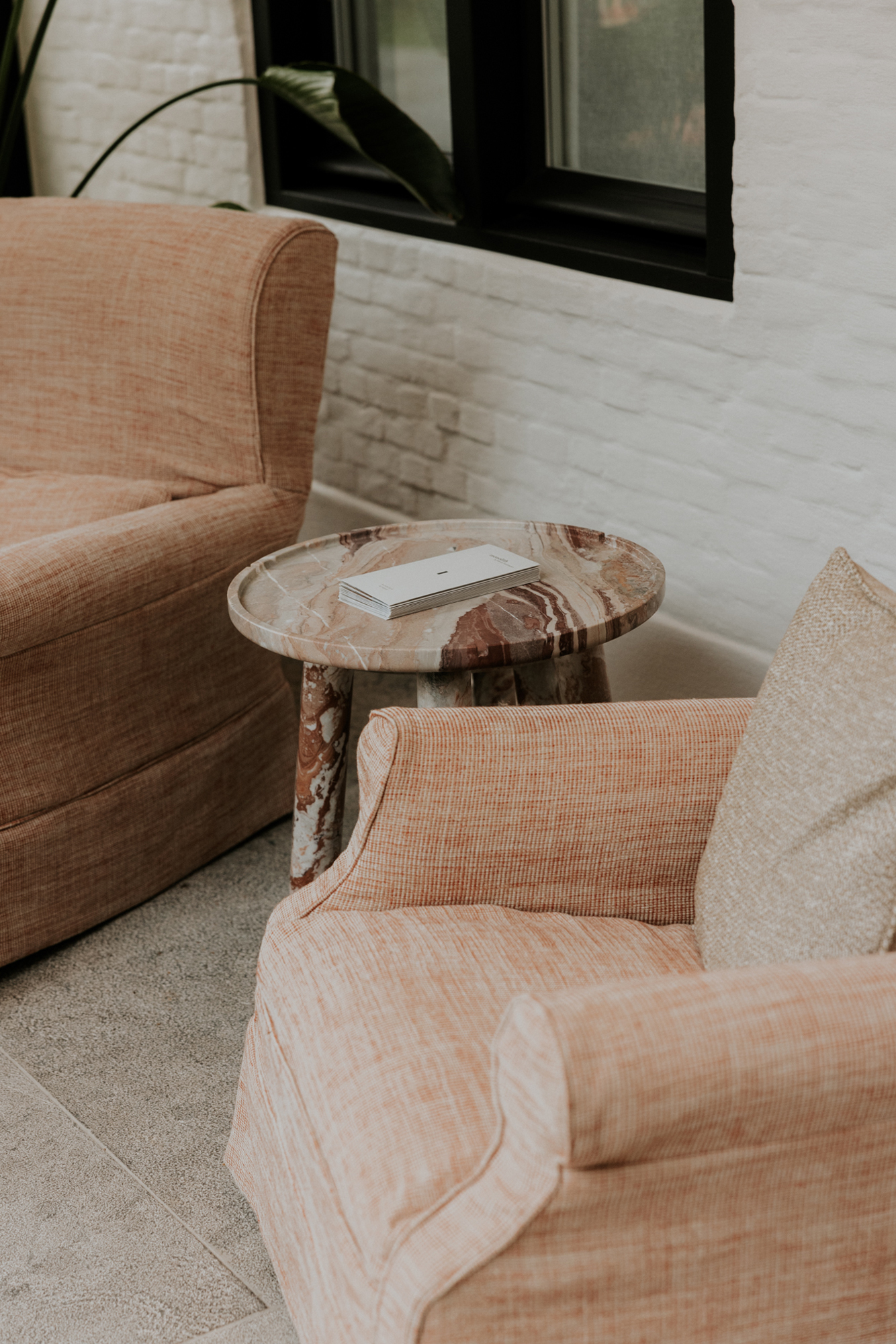 04. Meubelstoffering